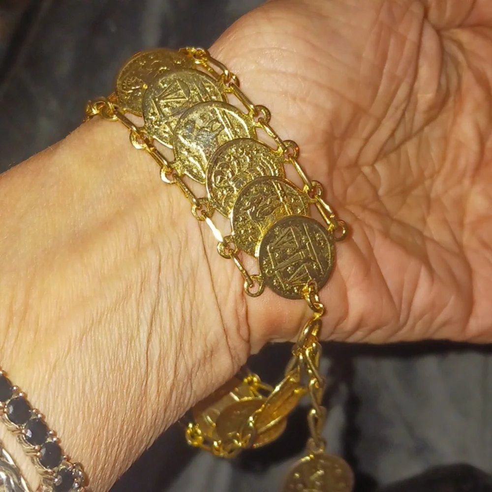 This one was purchased in Italy! Beautiful,gold plated,coin,bracelet! - Picture 4 of 15